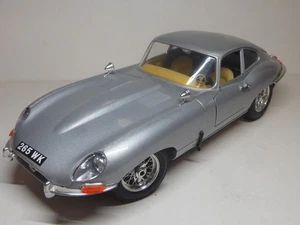 JAGUAR "E" TYPE (1961) BURAGO Scale 1/18 - Bild 1 von 6