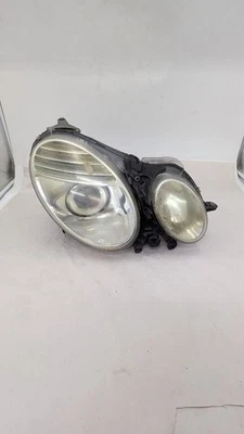 Used Right Headlight Assembly fits: 2009 Mercedes-benz Mercedes e-class 211 Type Foto 1 de 4