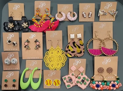 LARGE LOT OF PLUNDER EARRINGS 16 PAIRS NEW ON CARDS PIERCED STATEMENT SPORTS - Image 1 of 4