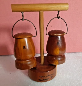 Salt & Pepper Hanging Made Of Wood - Picture 1 of 5