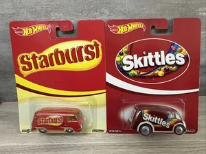 Hot Wheels Pop Culture M&M Candies '66 Dodge A100 Van Starburst Quick D-livery - Picture 1 of 4
