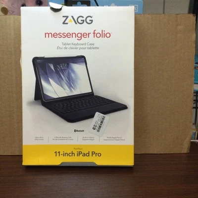 ZAGGmessengerfolio 11inch Ipad Pro Case With Key Board. - Image 1 of 2