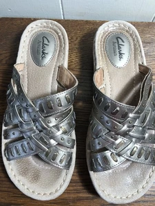CLARKS Artisan Metallic Leather Strappy Slide Sandals SIZE 6M - Picture 1 of 6