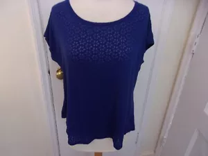 WEEKENDS BY CHICO'S TOP-SIZE LARGE-BLUE-SHORT SLEEVES - Picture 1 of 5