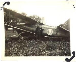 N90, Photo, Aeroplane, Pilot in A1 jkt w/ Sq Patch , US Army Air Corps, 1920's