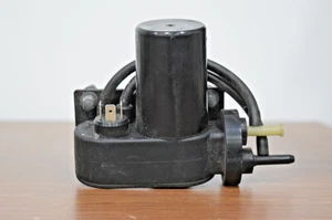 Land Rover P38 Range Rover & Discovery 1 OEM Cruise Control Vacuum Pump PRC6260 - Picture 1 of 5