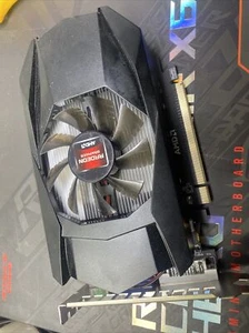 Not Working Radeon HD 7670 Graphics Card, 4GB GDDR5 Gaming Graphics Card - Picture 1 of 2