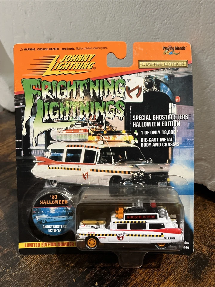 Ghostbusters Ecto-1a Johnny Lightning Frightning Lightnings Halloween 1 64