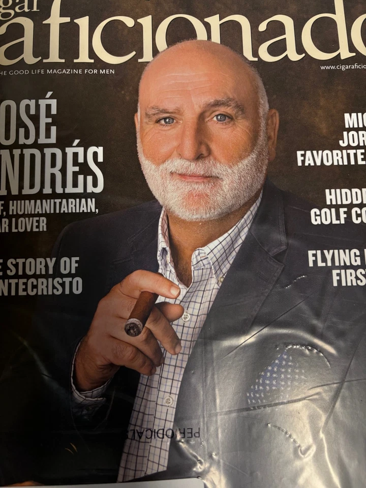 cigar aficianado DECEMBER 2025   Jose Andres *NEW* Foto 1 de 1