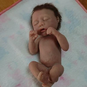 MUÑECA RENACIDA Cuerpo Completo Silicona Linda Niña Bebé H20cm 7.8in Japón - Imagen 1 de 4