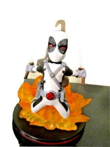 Marvel Comics Figure Deadpool X-Force Variant ~ - Picture 1 of 1