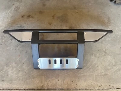 Parachoques delantero Kawasaki Mule Pro FXT 2021 nuevo despegue aluminio negro  Foto 1 de 2