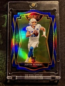 Justin Herbert RC - Panini Select - Die Cut Premier Level Blue - Bild 1 von 2