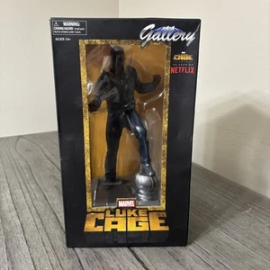 Neu Luke Cage Netflix PVC Galerie Statue Diamant Auswahl versiegelte Box - Bild 1 von 15