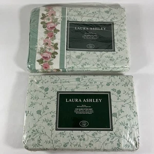 Laura Ashley 'Cottage Rose' QUEEN Spannbettlaken & flache Bettwäsche, grün gestreift/geblümt - Bild 1 von 22