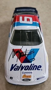 1995 Racing Champions Mark Martin #6 Valvoline Die Cast Autographed Car 1/24 - Picture 1 of 11