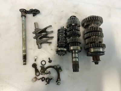 08-11 MOTOR HONDA CBR1000RR CBR 1000 TRANSMISIÓN COMPLETA ENGRANAJES HORQUILLAS TRANY Foto 1 de 3