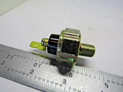 Interruptor de presión de aceite de motor Beck/Arnley 201-0627 Foto 1 de 3