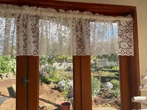Caravan Quality Lace Curtain 35 cm drop -buy per metre -NEW MAJESTIC LACE - Picture 1 of 9