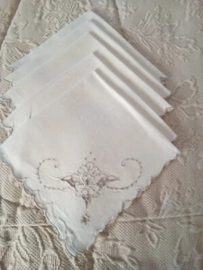 Vtg Linen Embroidered Floral Cutwork Beige Napkins Set of 5 MCM 14"x14" Cottage - Picture 1 of 5