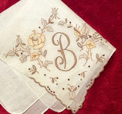 Pañuelo de boda nupcial premium vintage Madeira monograma “B” ¡DEBES VERLO! Foto 1 de 4