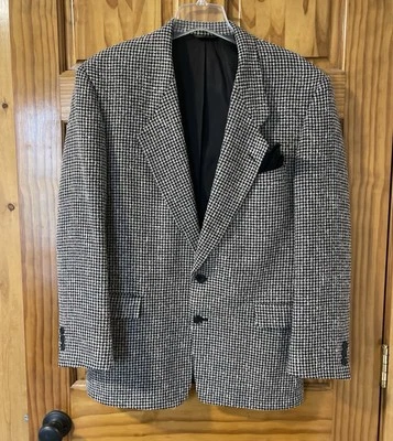 VINTAGE MEN'S BLACK & WHITE 100% WOOL WOVEN TWEED BLAZER JACKET - PIERRE CARDIN - Image 1 of 4