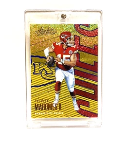 2018 Panini Absolute - Patrick Mahomes II #49 Spectrum Blue Chiefs - Picture 1 of 2