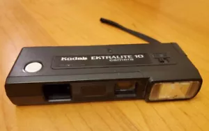 Kodak Ektralite 10 - 1970's Vintage Pocket Film Camera - Picture 1 of 5