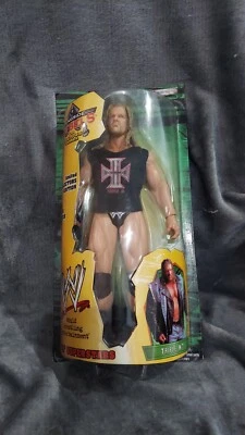 Novo na caixa WWE Jakks 2002 Vicious Ringside Rebels TRIPLE H 12" edição limitada de colecionador - Imagem 1 de 4