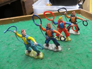 VINTAGE BRITAINS HERALD AMERICAN COWBOY LASSO VARIATIONS 1:32 HONG KONG - Picture 1 of 9