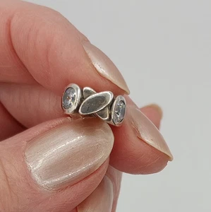 Charm Chamilia Argento Sterling Strass Swarovski Trasparente XOXO - Foto 1 di 9