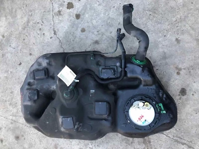 Conjunto de bomba de tanque de combustible Toyota Prius 2010-2015 77100-47101 híbrido 1,8 L OEM J Foto 1 de 4