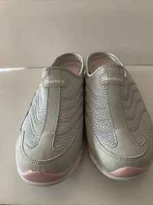 Skechers Shoes Gray Womens Clog Slip On Comfort Memory Foam Size 9M-New - Picture 1 of 3