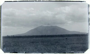 1900's Mt. Arayat Philippines glass negative 3-1/4 x 5-1/2 #2 - Picture 1 of 2
