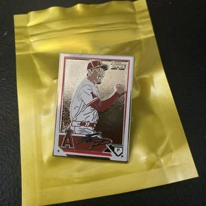 2025 Topps Series 1 Super Box Exclusive Enamel Pin - Shohei Ohtani - Dodgers - Picture 1 of 5