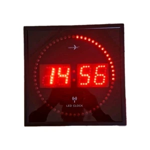 Lunartec LED Uhr: LED-Funk-Wanduhr mit Sekunden-Lauflicht durch rotes LEDs - Bild 1 von 6