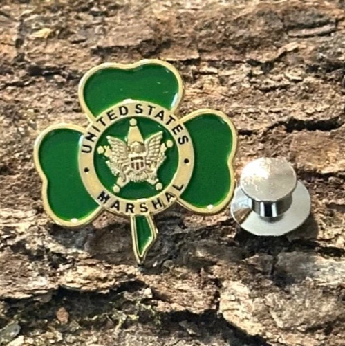 USMS - US Marshals Service vintage SHAMROCK gold badge lapel Pin - Image 1 of 1