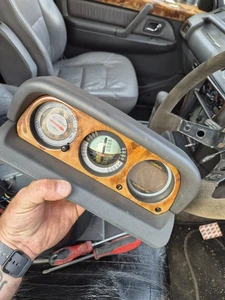 PAJERO/SHOGUN MK2 CENTRE METER PODS GUAGES 1991-1997 - Picture 1 of 4