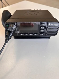 2x Motorola DM4601e UHF DMR Two Way Radio New - Zdjęcie 1 z 4