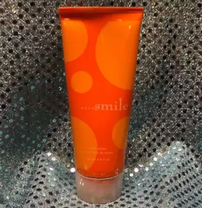 Avon Smile Body Lotion 3,4 once ~ Raro ~ Interrotto NOS - Foto 1 di 1