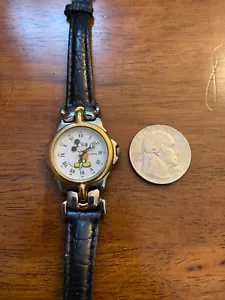 Reloj de pulsera vintage Disney Lorus Mickey Mouse para mujer - Imagen 1 de 10