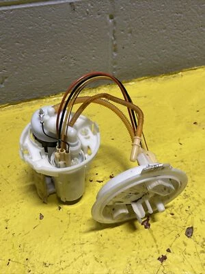 Bomba de tanque de combustible eléctrico AL 2018-2023 Audi SQ5 21 k millas 80A919087 OEM Foto 1 de 4