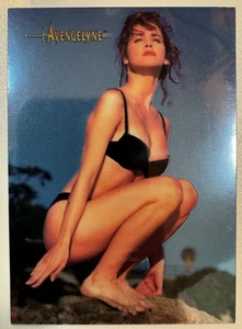 Avengelyne On Hitting Her Stride #25 1996 Series 1 Card NM - Picture 1 of 2