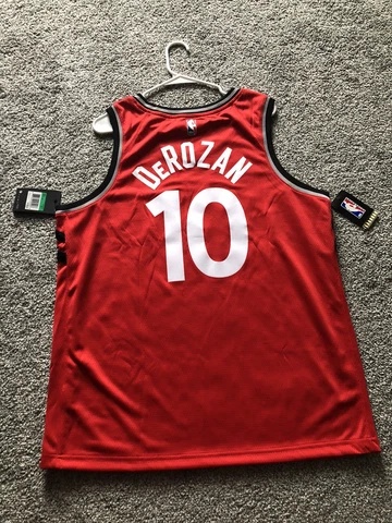 Nike Toronto Raptors DeMar DeRozan Jersey Mens XL 52 New With Tags Cover