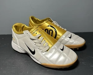 Vintage 2004 Nike Total 90 3 Iconic Turf Shoes Soccer Football Y2k Bloke Sz 6.5 - Picture 1 of 10