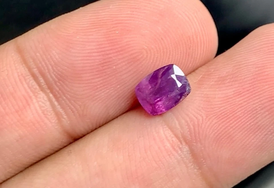 Zafiro Cachemira Rosa Purpúreo 2,20 quilates | Zafiros Rosados Sueltos Foto 1 de 4