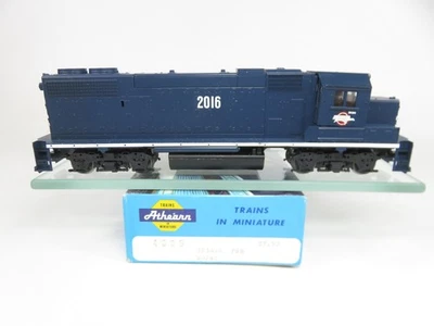 Vintage Athearn Blue Box 4605 HO Scale Missouri Pacific EMD GP38-2 Locomotive - Image 1 of 4