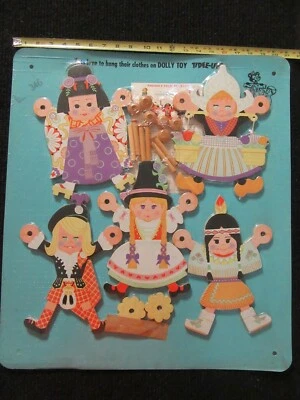 Juego de 5 piezas de percheros colgantes de pared de juguete de madera de colección años 60 NOS hechos en Ohio EE. UU. Foto 1 de 4