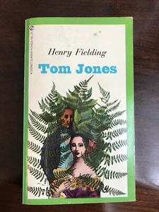 Tom Jones — Henry Fielding (A Signet Classic) - Picture 1 of 5