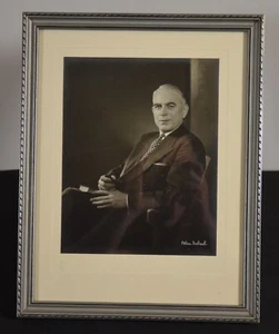 Vintage Framed Portrait Photograph of Dignified Gentleman by Fabian Bachrach - Picture 1 of 4